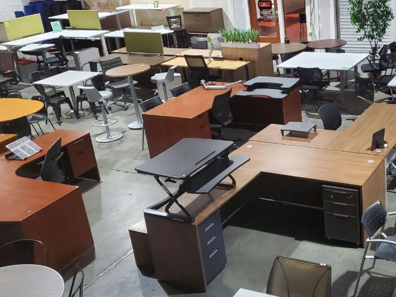 Tips Membeli Meja Kantor Second
