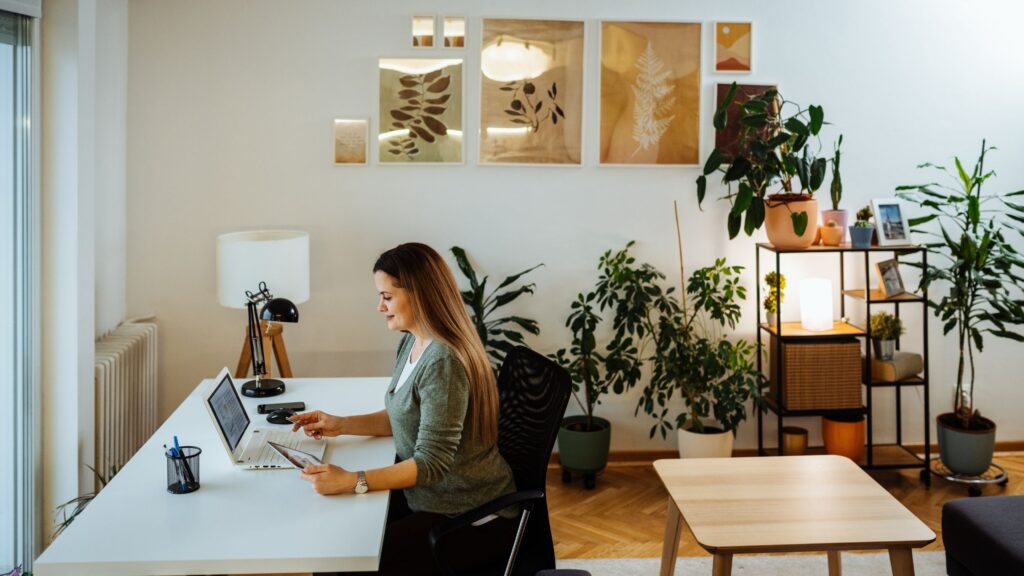Home Office yang Nyaman dan Produktif