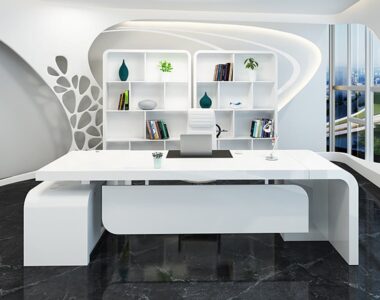 Meja Direktur dengan Desain Minimalis Elegan