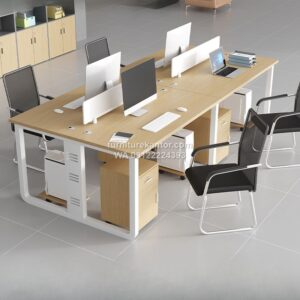 Meja Kerja Partisi 4 Orang Desain Minimalis Modern