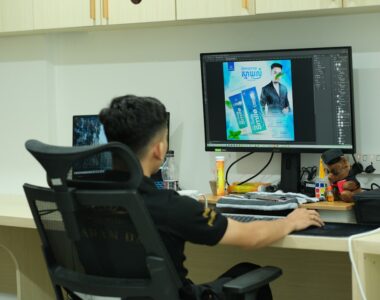 Cara Mengatur Posisi Duduk Ergonomis di Depan Komputer