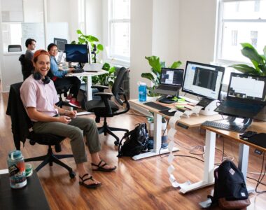 panduan membeli furniture kantor untuk startup