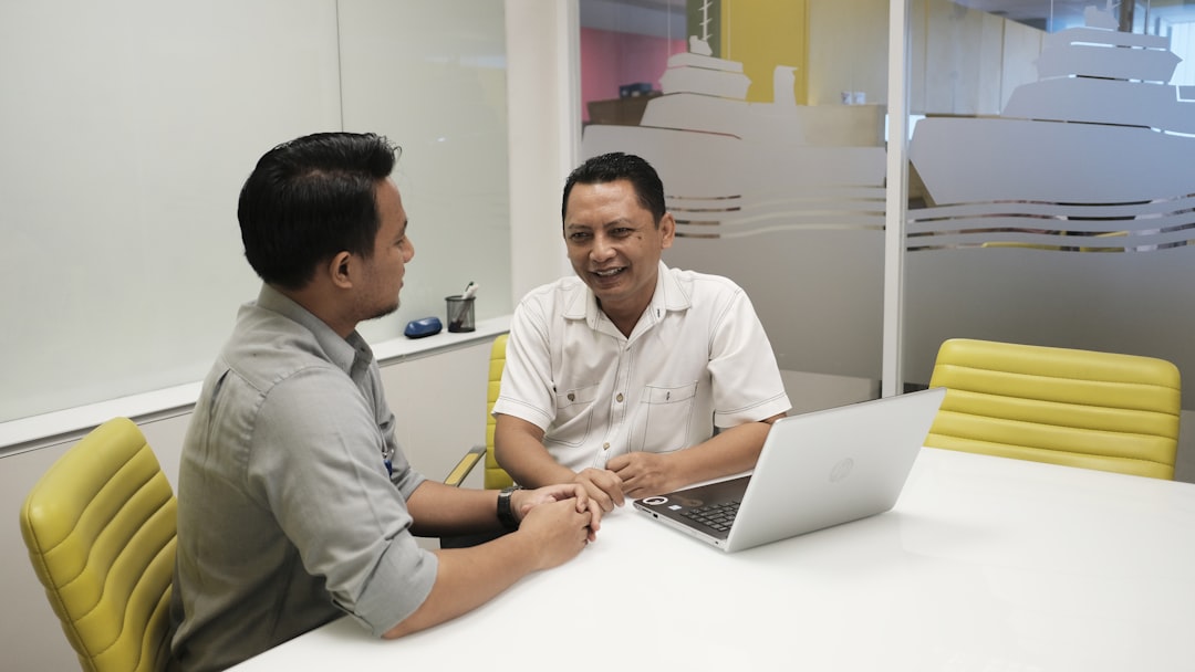 Kapan Perusahaan Perlu Menggunakan Jasa Interior Designer Kantor?
