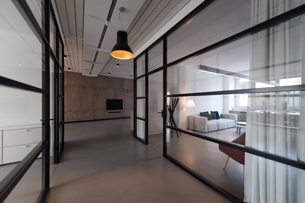 Konsep Desain Kantor Minimalis Modern untuk Perusahaan Kecil