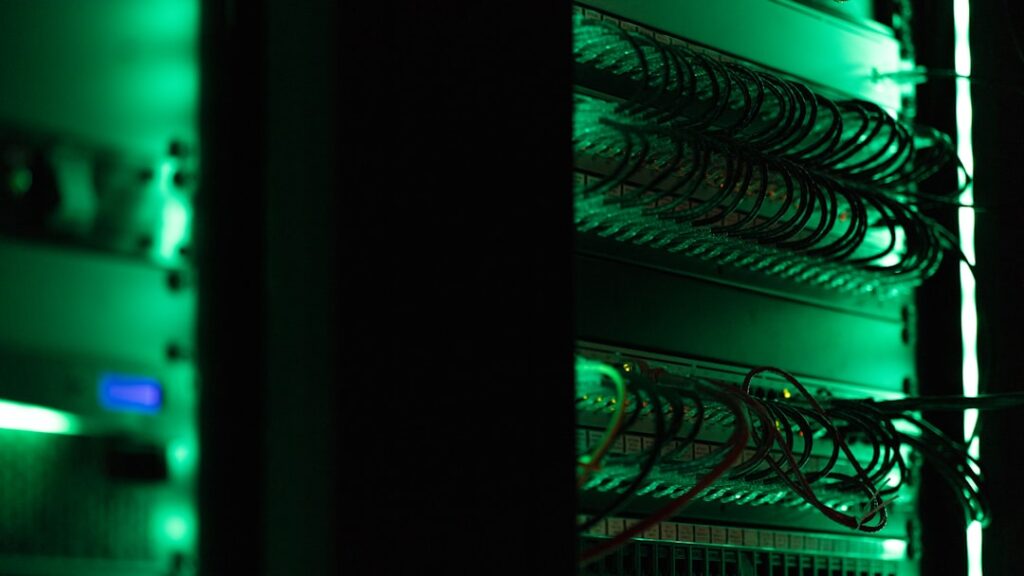 Ide Desain Ruang Server dan IT yang Aman dan Rapi