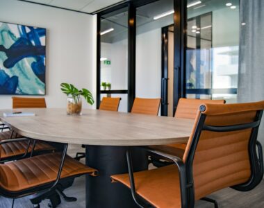 Prinsip Dasar Ergonomi dalam Memilih Furniture Kantor