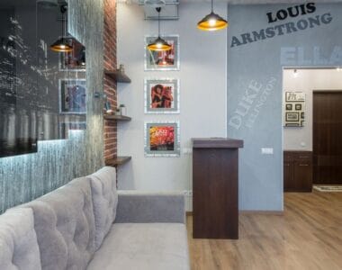 cara mendesain ruang resepsionis kantor