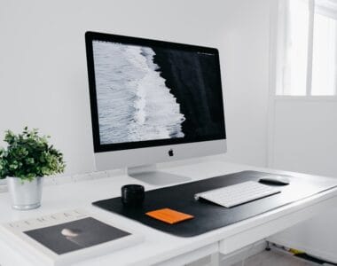 perbedaan meja kantor minimalis dan meja belajar