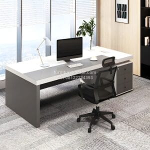 Meja Pimpinan Minimalis Modern Finishing HPL