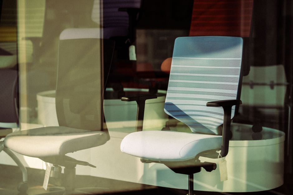 estimasi biaya furniture kantor untuk renovasi