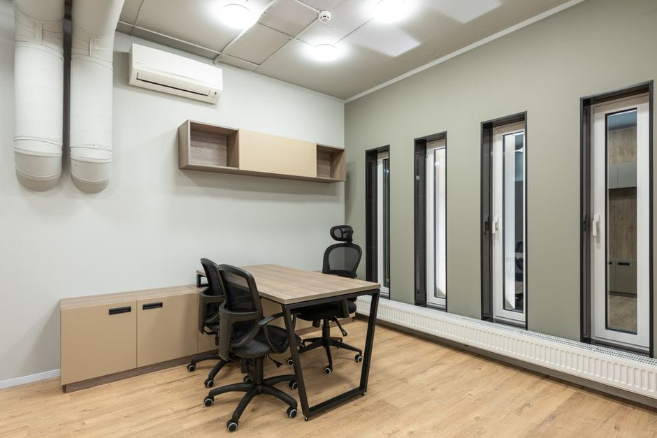 estimasi biaya furniture kantor untuk renovasi
