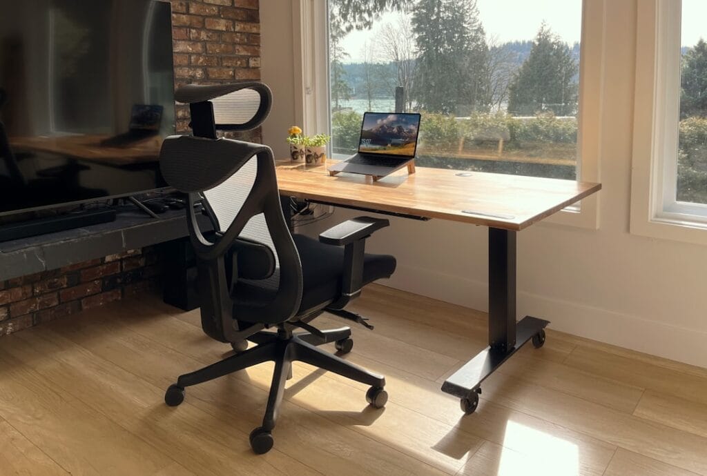 kelebihan dan kekurangan kursi ergonomis