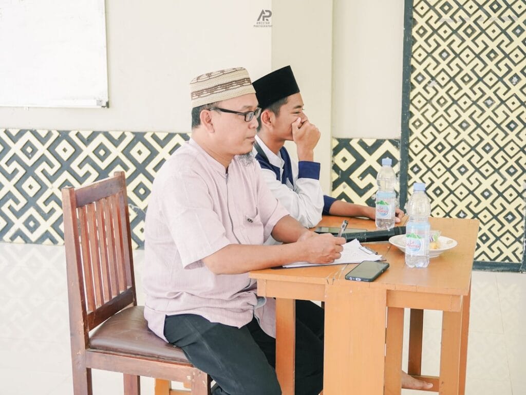 Kelebihan dan Kekurangan Kursi Kerja yang Harus Anda Tahu Sebelum Membeli 5 kelebihan dan kekurangan kursi kerja