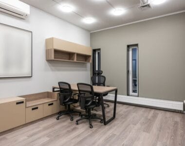 tata letak furniture kantor yang ideal