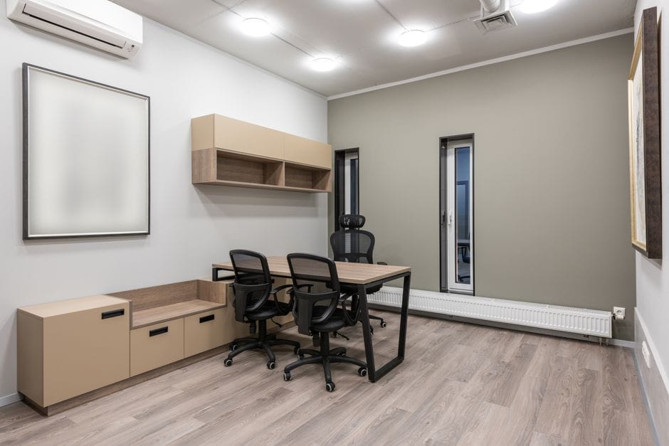 tata letak furniture kantor yang ideal