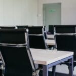 apa itu kursi bar pantry kantor ergonomis