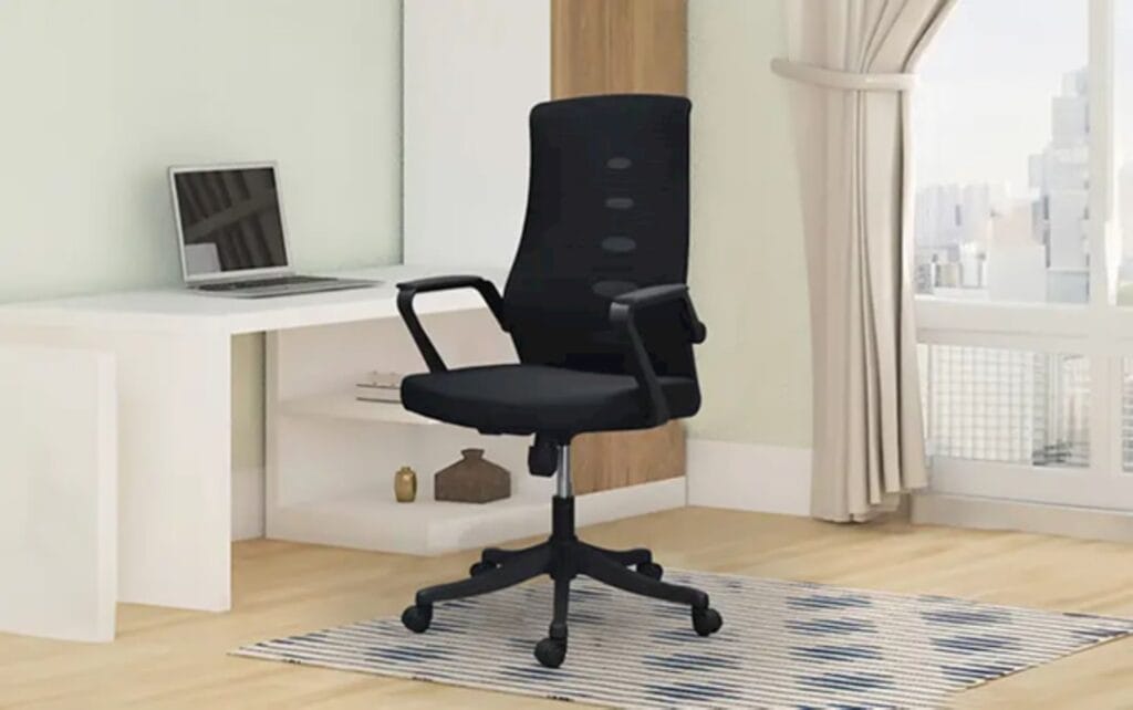 perbedaan kursi kantor minimalis mesh dan busa