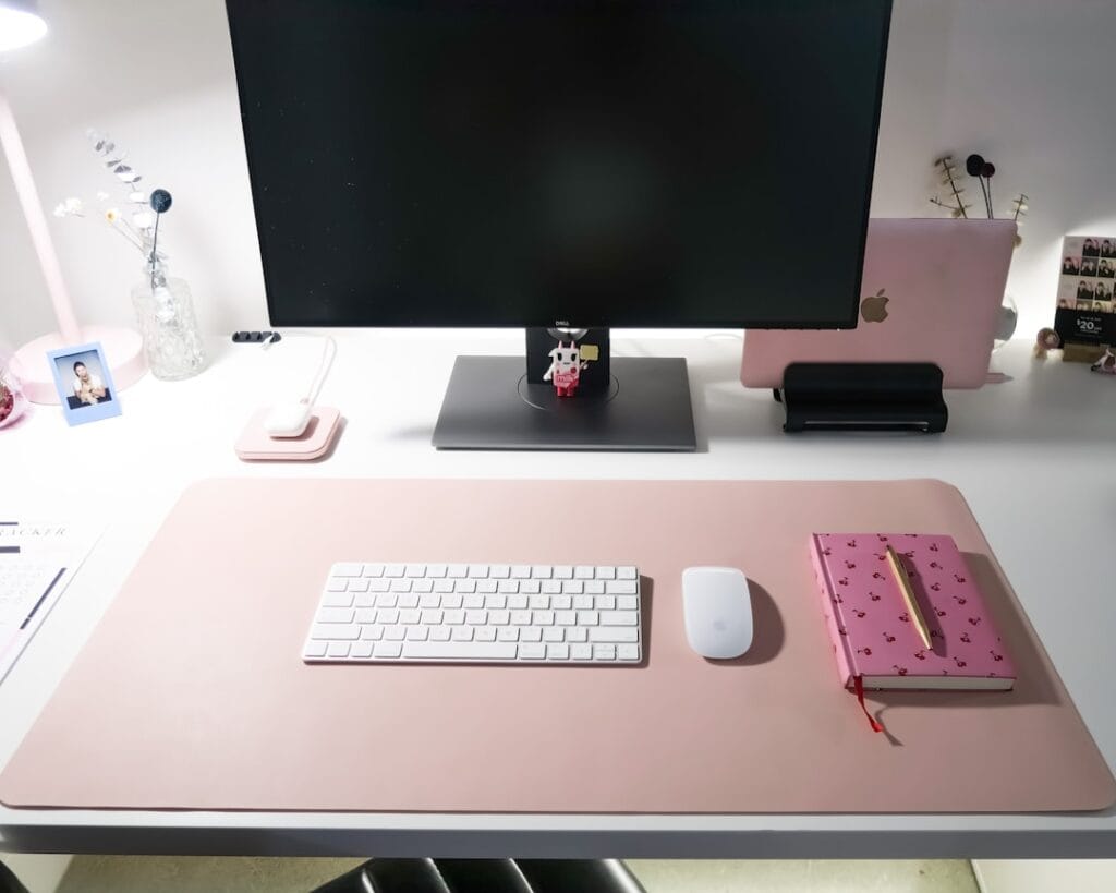 tips menata meja komputer kantor agar rapi