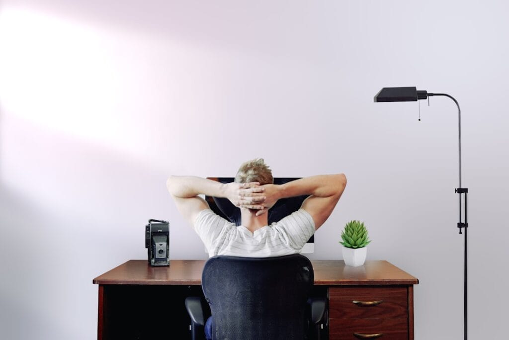 7 Tips Ampuh Merawat Kursi Ergonomis Agar Tahan Lama dan Nyaman 5 tips merawat kursi ergonomis